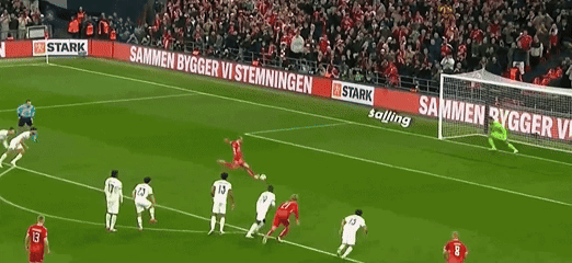 九游体育网页版-足球冷门纪录：最快进球、最远射门、最年长出场的简单介绍