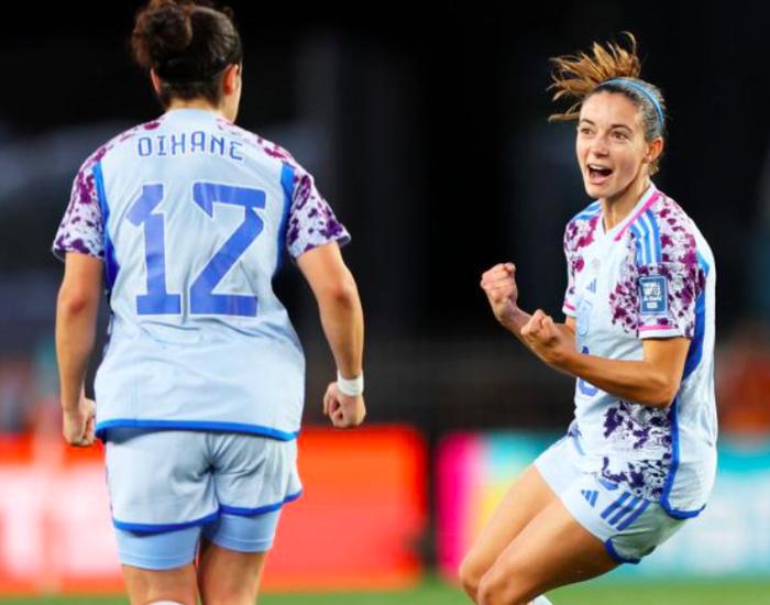 九游体育下载-女足世界杯：美国队三连冠梦碎，黑马夺冠的简单介绍